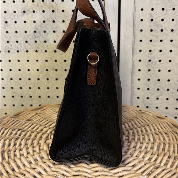 Calvin Klein - Picture 4 of 10